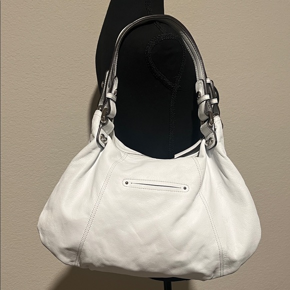 B. Makowsky White Hobo Shoulder Bag Silver Hardware - Picture 3 of 11